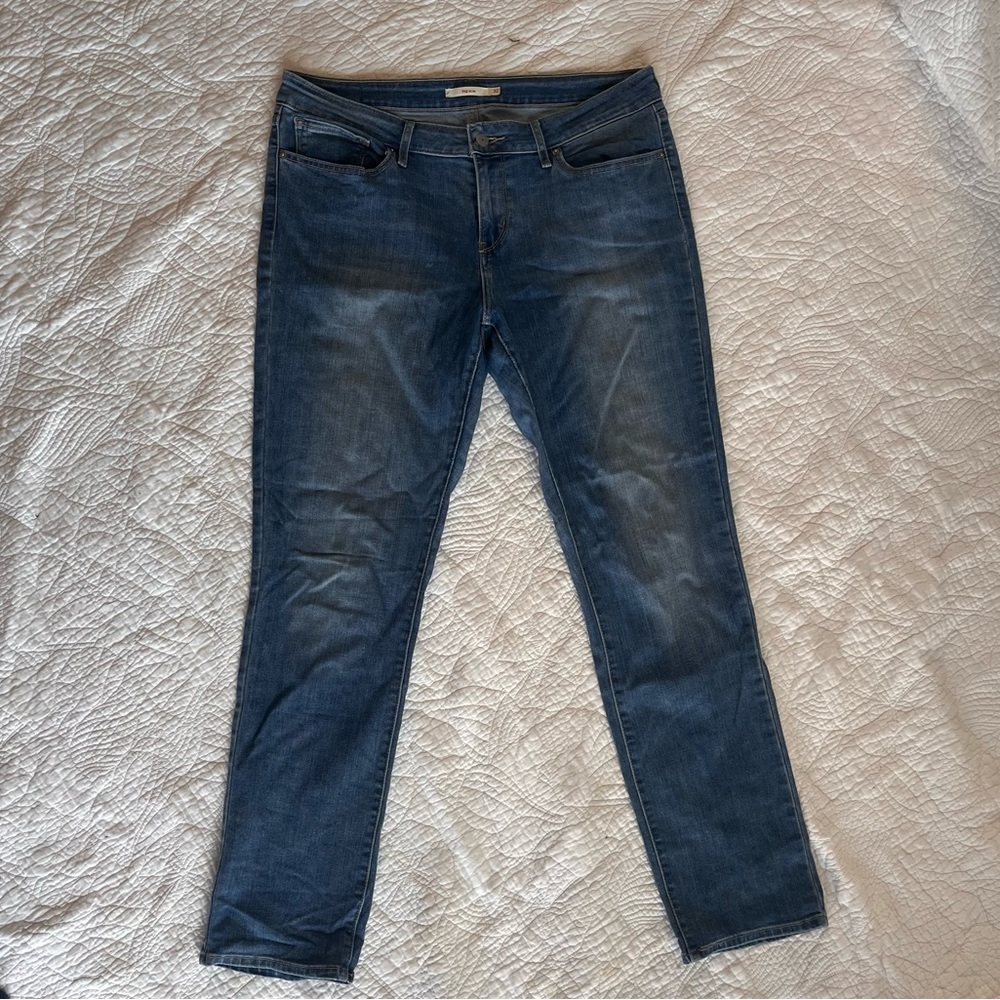 Levi’s 712 Slim size 32